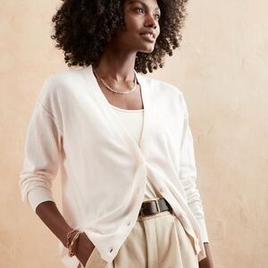 Banana Republic Forever Cardigan in Snow Day